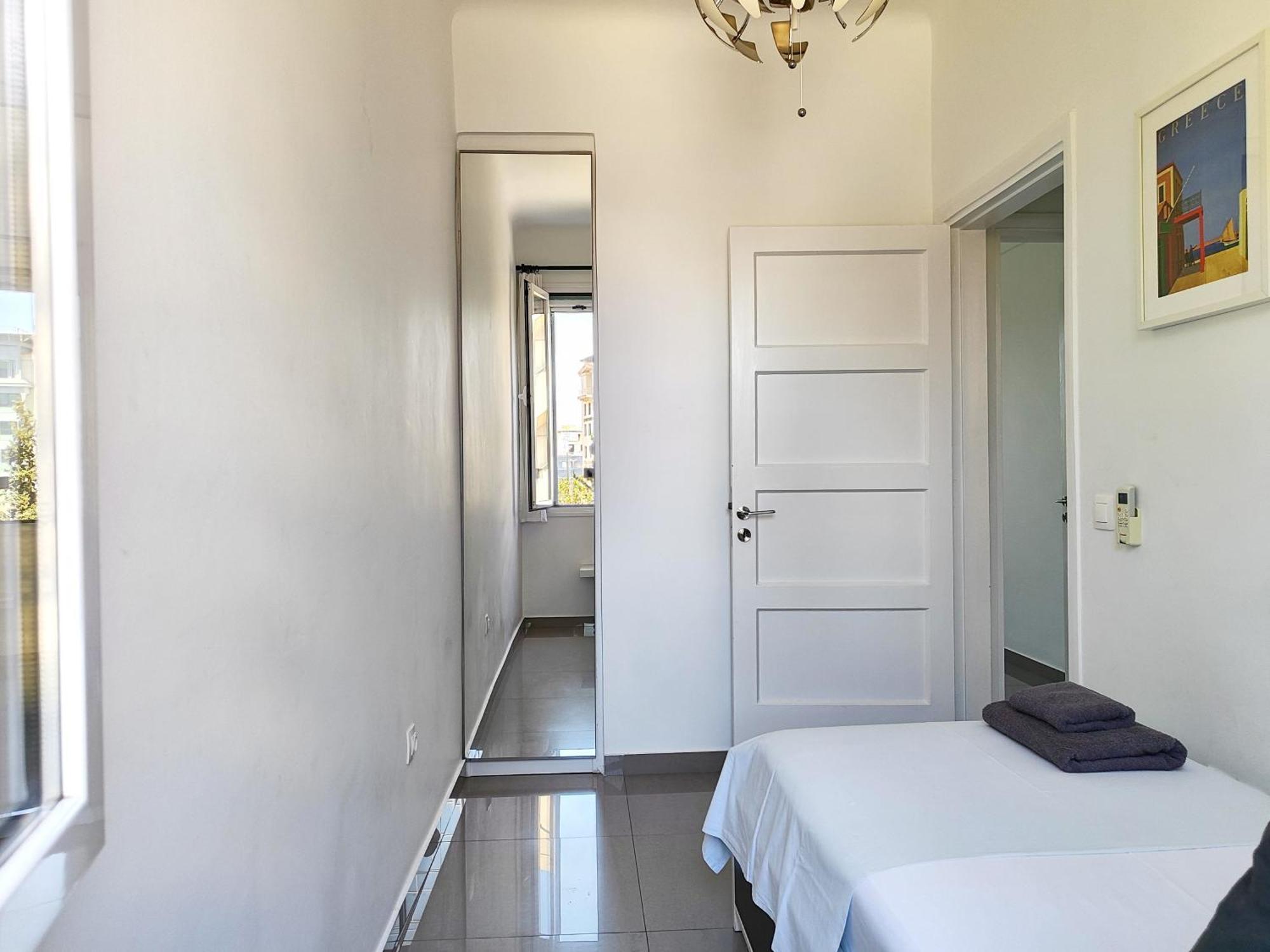 Kyma - Acropolis 7 Atenas