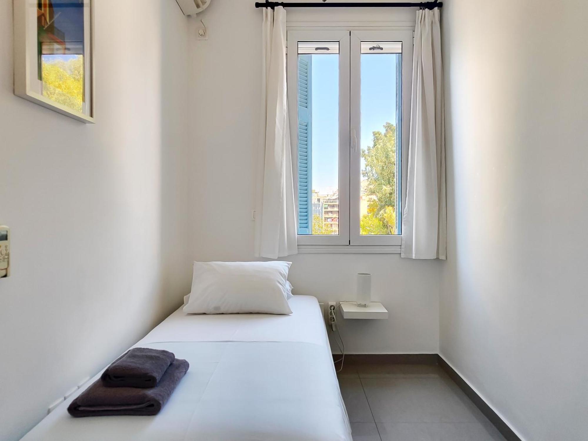 Kyma - Acropolis 7 *